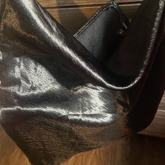 Crowl neck silky soft top - Picture 4 of 4